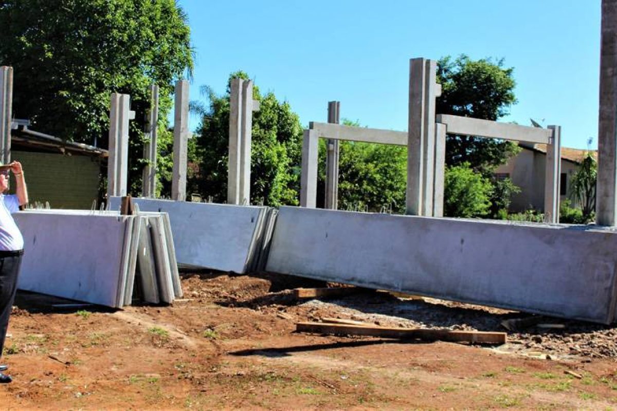Presidente Diamantino visitou as obras. Fotos: divulgação Cermissões