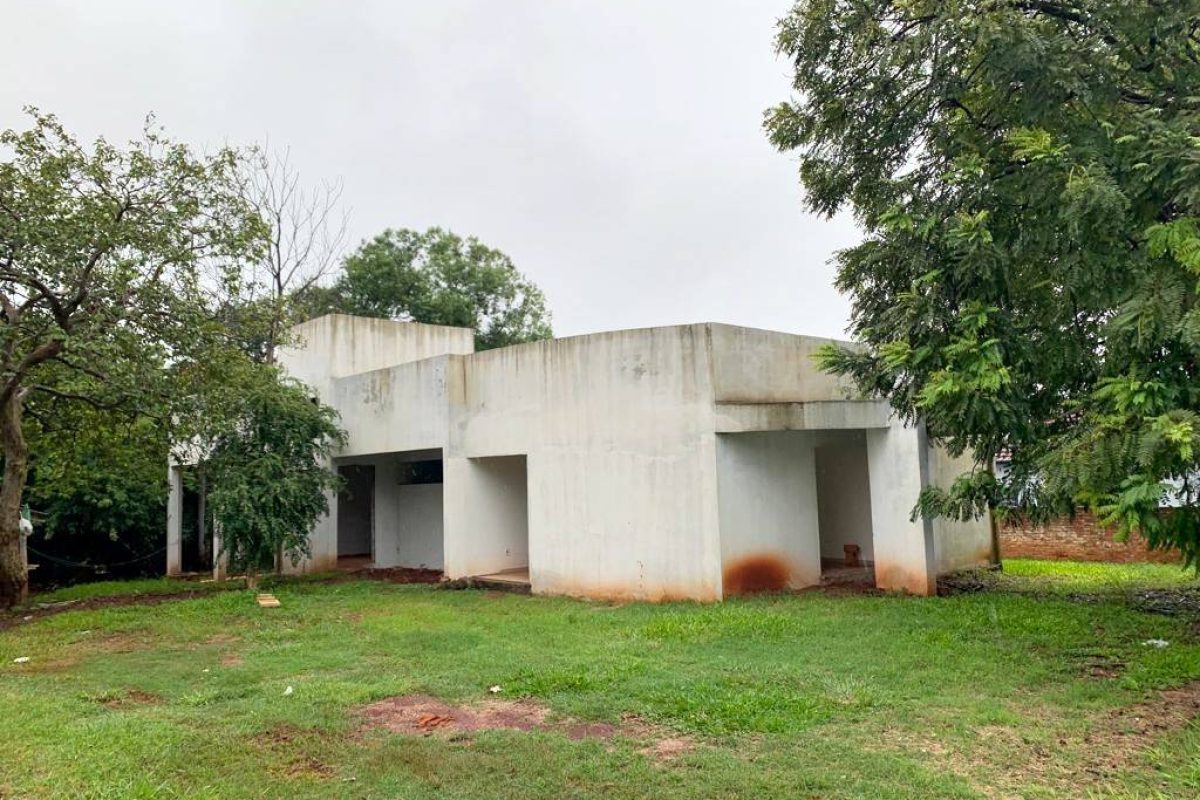 Nova empresa foi contratada para a execução da obra