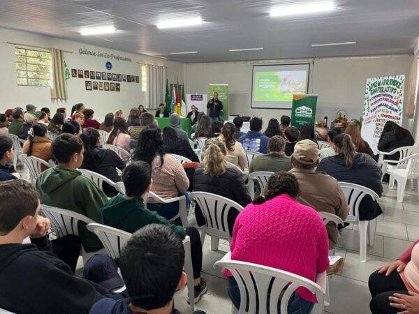 Coopatrigo inicia turma do Aprendiz Cooperativo do Campo