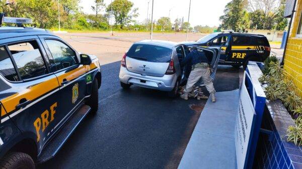 PRF prende traficantes de maconha em São Borja