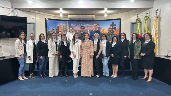 Lar Escola Nossa Senhora Conquistadora empossa nova diretoria