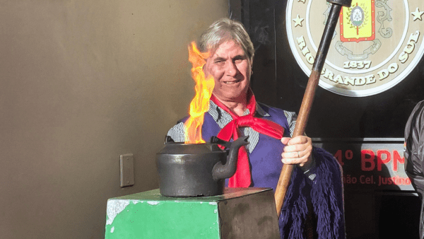 São Luiz Gonzaga recebe a centelha da Chama Crioula