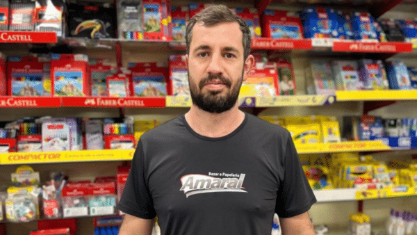 Sete meses após cirurgia complexa, Lucas Carré retorna ao trabalho e agradece apoio recebido: “Gratidão a todos que me ajudaram”